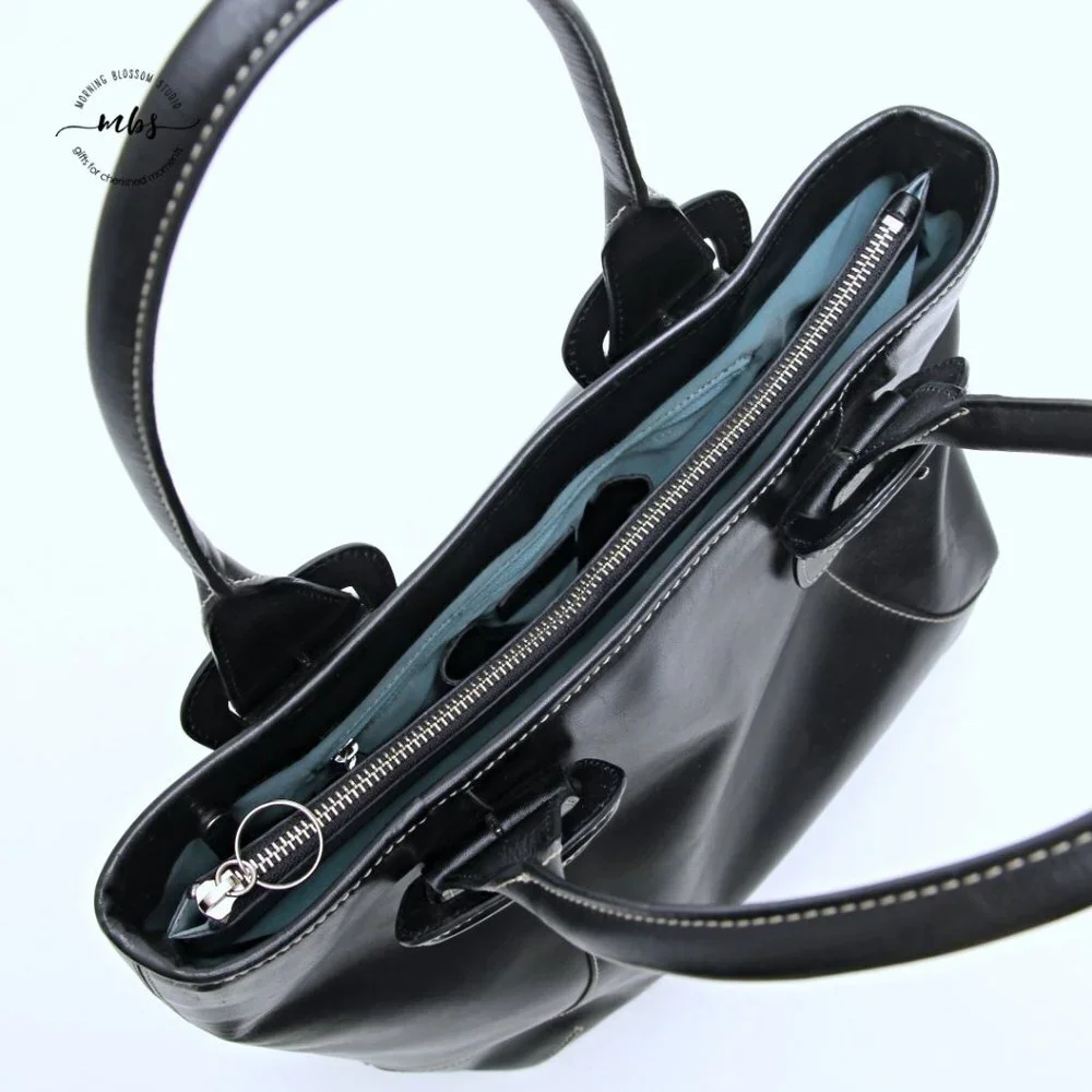 Cole Haan Contrast Stitch‎ Leather Large Tote - Picture 14 of 15